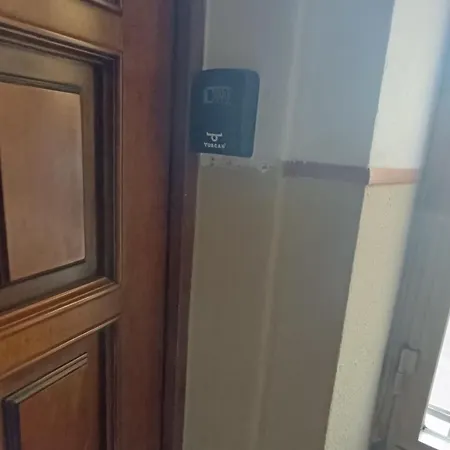 Sopra_lavia Stazione_la Spezia_cinque Terre Tatil Evi La Spezia